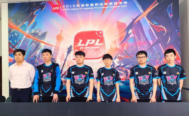 着悠久历史 着悠久历史