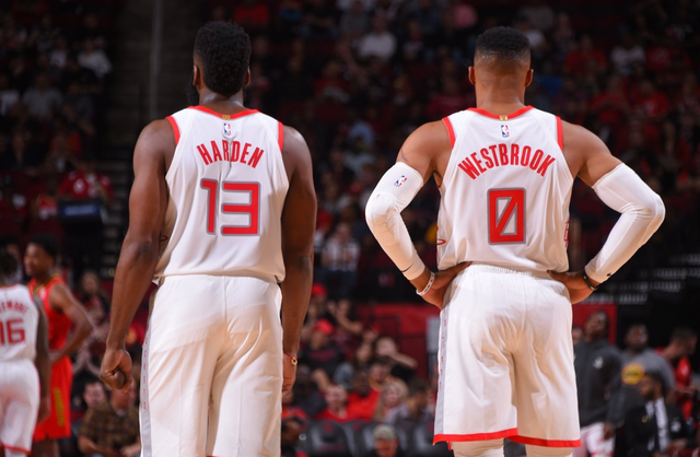 尚在观望的 尚在观望的