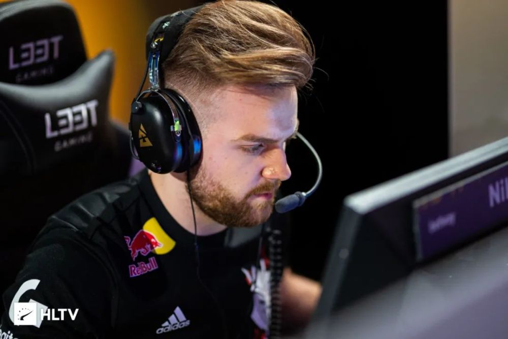 利物浦的 利物浦的